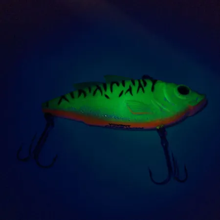 Matzuo Lipless UV Vibrační Wobler, Fire Tiger, 14g, UV povrch, #10502