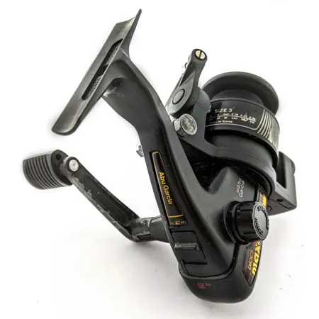 Abu Garcia Cardinal Black Max 63, černý, přívlačový naviják #20154