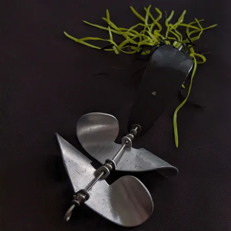 Strike King Timber King, 14g černo-žlutá, třpytka s vrtulkou do vázek #23269