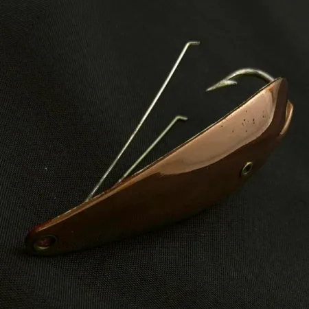 Master Weedless Wiggler Augues, 18g, měď/červená, plandavka #23963