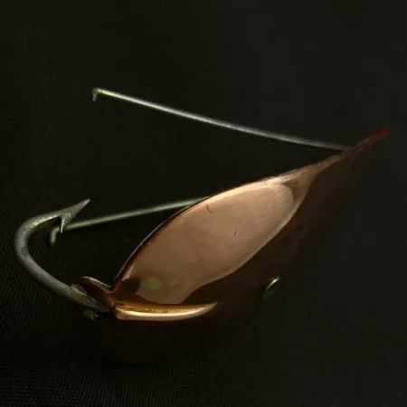 Master Weedless Wiggler Augues, 18g, měď/červená, plandavka #23963