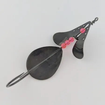 Lindy Skitter-Buzz Weedless, 10g, červeno-černá hladinová nástraha #24093