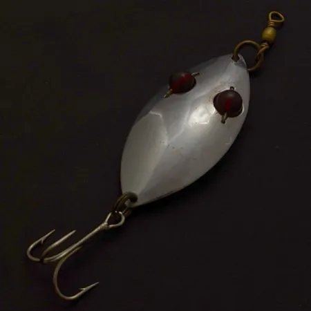 Hofschneider Red Eye Wiggler Plandavka, Stříbro, 25 g, Oči, #24579