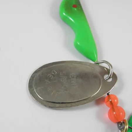 Erie Dearie Walleye Killer Třpytka, Nikl / Zelená, 16g, L-rám, #2006