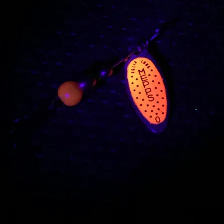 Mepps Aglia Long 0 UV Třpytka, Nikl/Oranžová, 2.6g, UV efekt, #3984