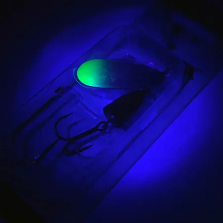 Blue Fox Super Vibrax 4 UV Rotačka, Nikl/Černá/Žlutá, 10g, #4367