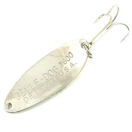 Dardevle Devle Dog 7600 Plandavka, Šedá/Nikl, 10g, Šupiny, #5782