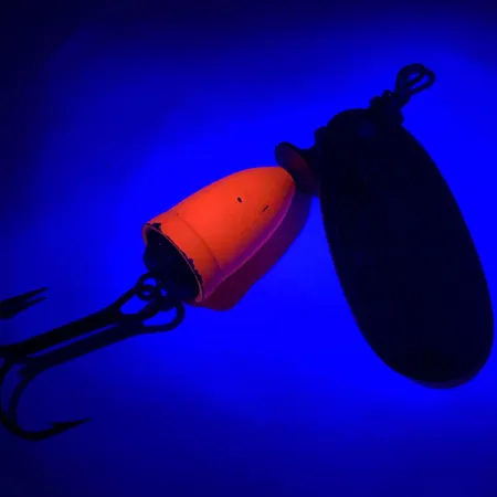 Blue Fox Super Vibrax 3 UV Třpytka, Stříbrná, 8g, UV Aktivní, #5928